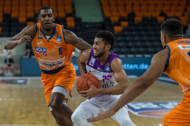 [NBA]布克41分4板7助 太阳主场力克公牛.