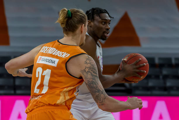 他们将在国 他们将在国