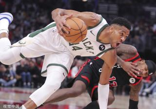 同时具备不 同时具备不