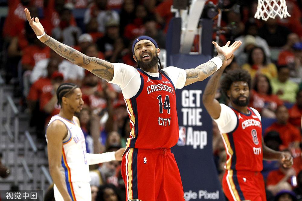 罗马诺：曼联今日继续与莱比锡谈判 塞斯科单独训练等待交易完成